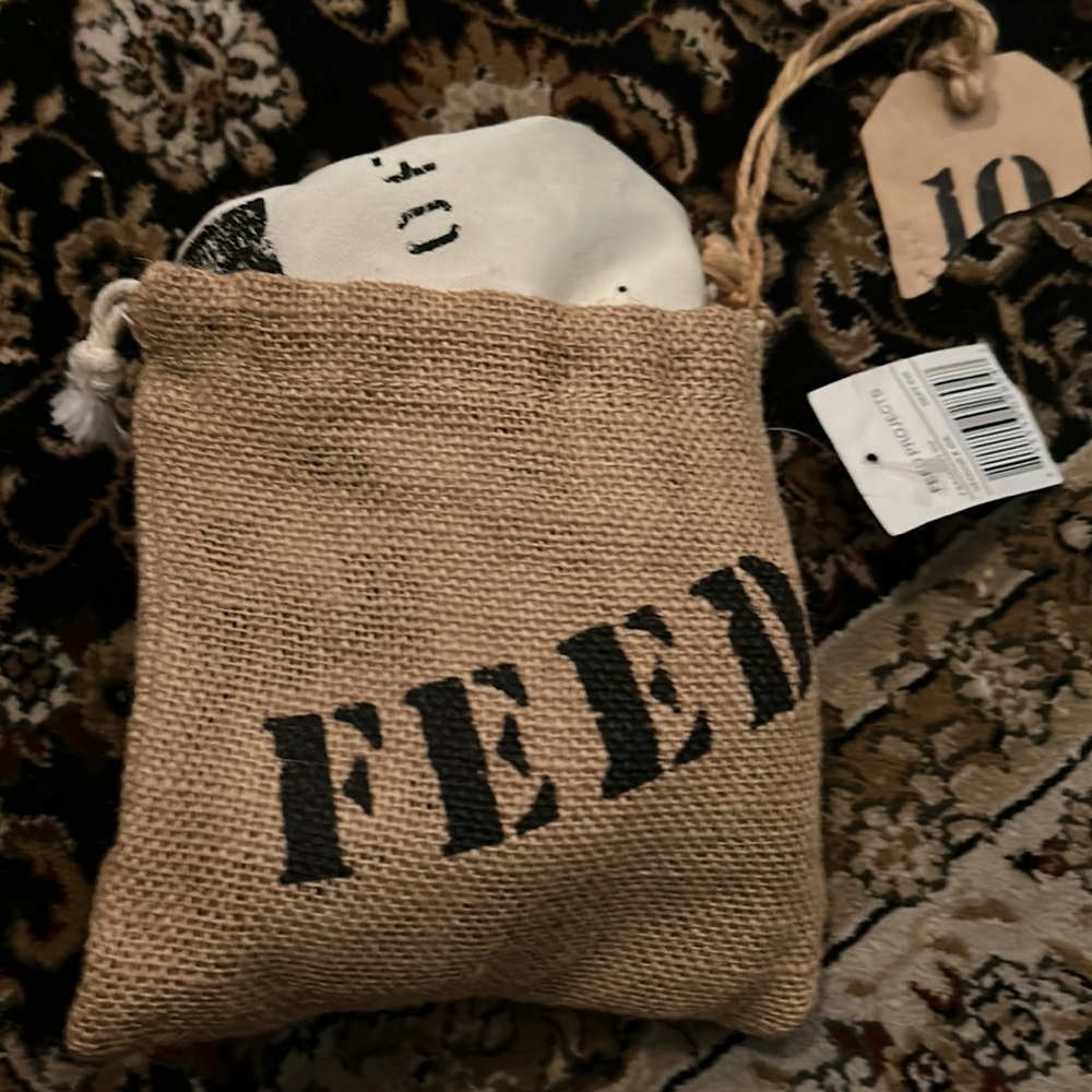 FEED children, the world tote